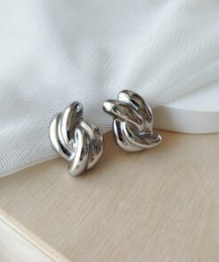 Σκουλαρίκια ατσάλινα κόμπος ασημί