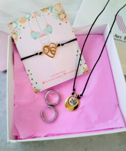 Lucky μεσαίο mystery box.