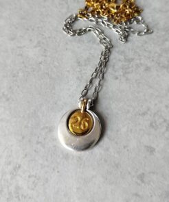 Κολιέ γούρι διχρωμο