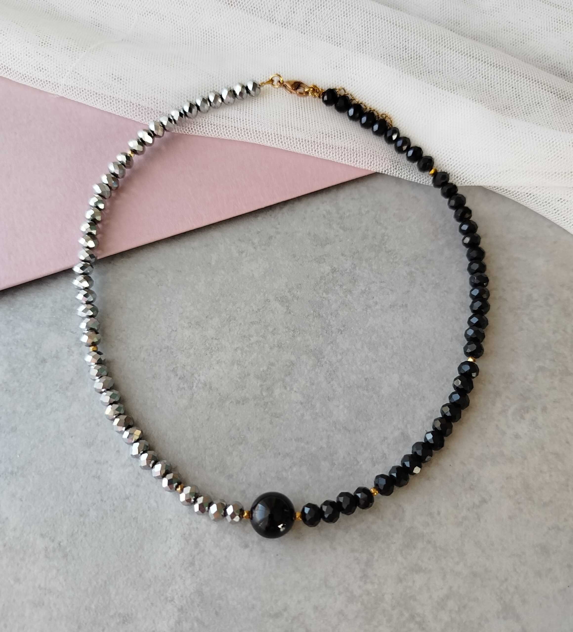 Κολιέ με Κρύσταλλα Μαύρο και Ασημί - Image 2