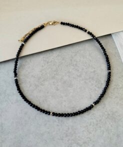 Κολιέ με Μαύρα Κρύσταλλα