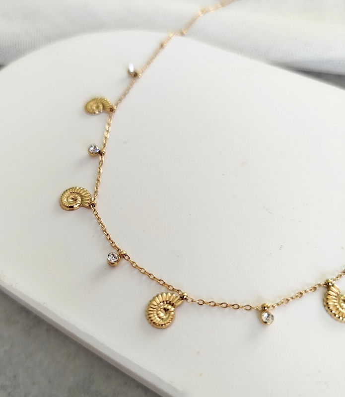 Κολιέ Ατσάλινη Αλυσίδα με Charms