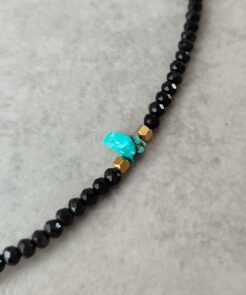 Κολιέ μαύρα κρύσταλλα κοράλλι